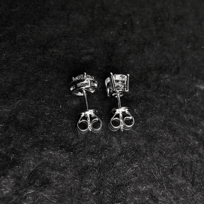 Premium 925 Sterling Silver Moissanite Studs - 4-Prong & Round Baguette Stud Earrings