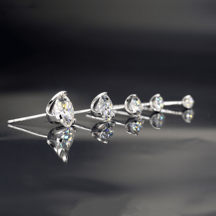925 Silver Moissanite Three-Prong Stud Earrings MUST DAZZLING