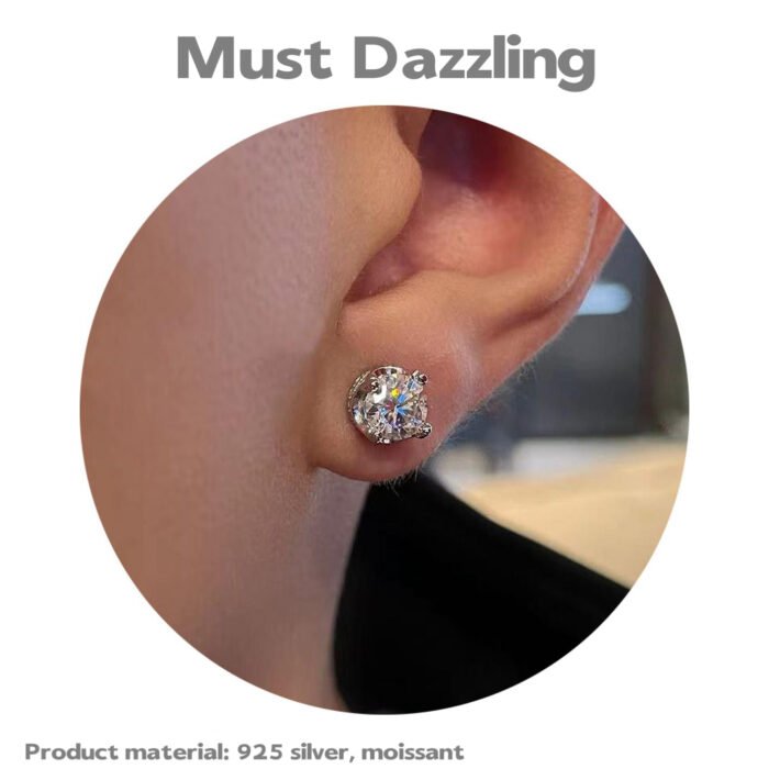 925 Silver Moissanite Light Luxury Crown Stud Earrings 80points Vintage Niche Style