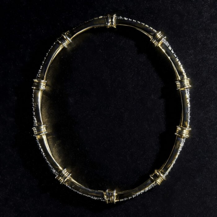 Must Dazzling Brass Alloy 5A CZ Bracelet - Trendy Twisted Wire Design