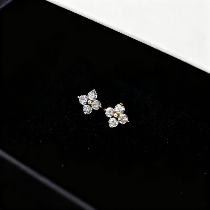 Brass Alloy Moissanite Stud Earrings - Four-Leaf Clover Designer High-End Luxury Trendy Style